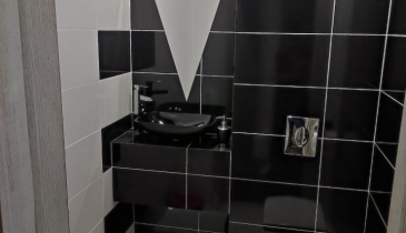 г. Омск,  ул. Гуртьева, 33/1