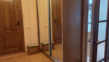 г. Омск,  ул. Крыловская, 48