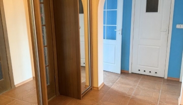 г. Омск,  ул. Крыловская, 48