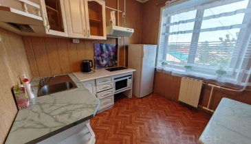 г. Омск,  ул. 4-я Линия, 178