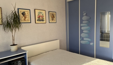 г. Омск,  пр-кт. Карла Маркса, 66