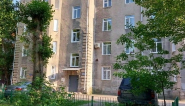 г. Омск,  ул. Октябрьская, 122