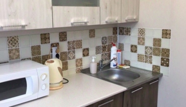 г. Омск,  пр-кт. Менделеева, 8