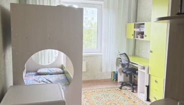 г. Омск,  ул. Володарского, 122