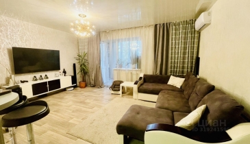 с. Троицкое, Омский р-н, с. Троицкое, б-р. Школьный, 2