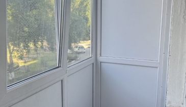 г. Омск,  ул. Володарского, 122