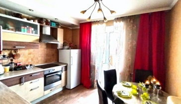 г. Омск,  ул. 70 лет Октября, 15