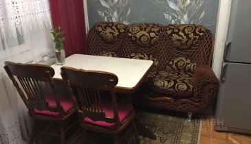 г. Омск,  ул. 7-я Линия, 190