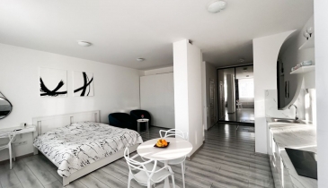 г. Омск,  ул. Куйбышева, 113 к1