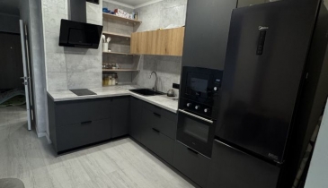 г. Омск,  ул. 13-я Линия, 37 к5