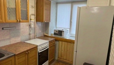 г. Омск,  ул. 27-я Северная, 121