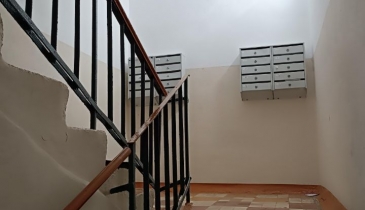 г. Омск,  пл. Ленинградская, 1