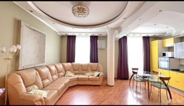 г. Омск,  пр-кт. Карла Маркса, 22