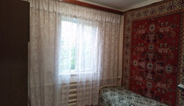 с. Александровка, Азовский немецкий национальный р-н, с. Александровка, ул. Ленина