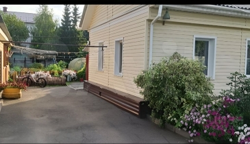 г. Омск,  ул. Долгирева, 107