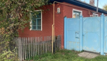 с. Соляное, с. Соляное, ул. Школьная, 5