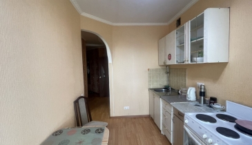 г. Омск,  ул. Харьковская, 27 к1