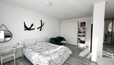 г. Омск,  ул. Куйбышева, 113 к1