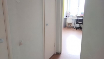 г. Омск,  ул. Крупской, 21