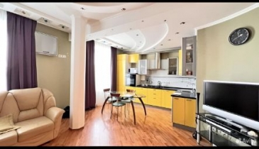 г. Омск,  пр-кт. Карла Маркса, 22