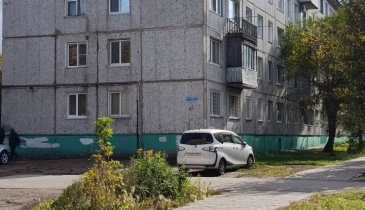 г. Омск,  ул. 50-летия ВЛКСМ, 10