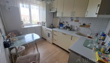 г. Омск,  ул. Иртышская Набережная, 46