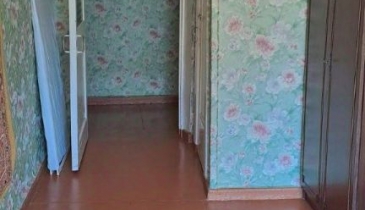 г. Омск,  пр-кт. Космический, 33