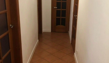 г. Омск,  пр-кт. Комарова, 15