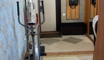 г. Омск,  ул. 7-я Линия, 190