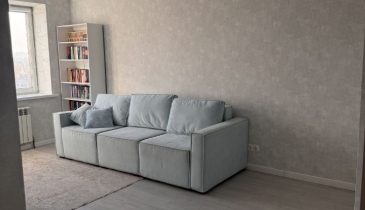 г. Омск,  ул. 13-я Линия, 37 к5