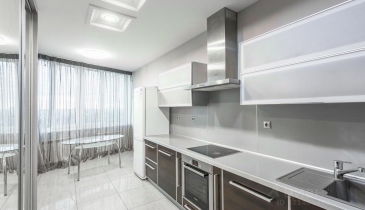 г. Омск,  ул. Масленникова, 82