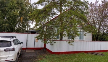 с. Александровка, Азовский немецкий национальный р-н, с. Александровка, ул. Ленина