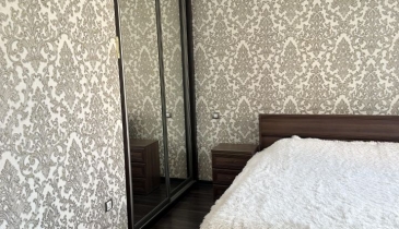 г. Омск,  пр-кт. Комарова, 14 к1