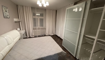 г. Омск,  ул. Братская, 19