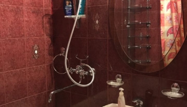 г. Омск,  ул. Иркутская, 74 к1