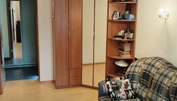 г. Омск,  ул. Багратиона, 94