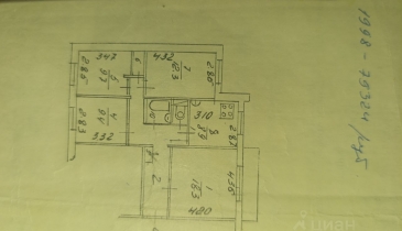 г. Омск,  ул. Дмитриева, 15