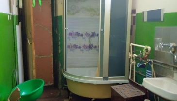 г. Омск,  ул. Вострецова, 5/1