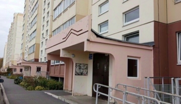 г. Омск,  ул. Завертяева, 9 к17