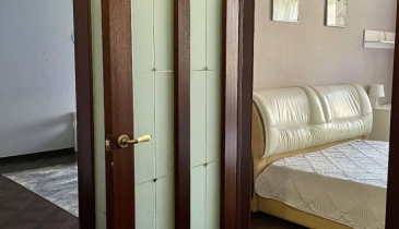 г. Омск,  ул. Братская, 19