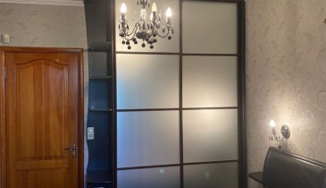 г. Омск,  ул. Крупской, 27 к1