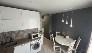 г. Омск,  ул. 70 лет Октября, 22/2