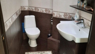 г. Омск,  ул. 70 лет Октября, 13 к3