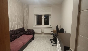 г. Омск,  ул. Дмитриева, 15