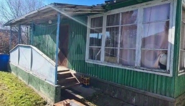 д. Петровка, Омский р-н, д. Петровка, ул. Садовая, 11