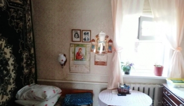 рп. Таврическое, рп. Таврическое, ул. Автозаводская, 5