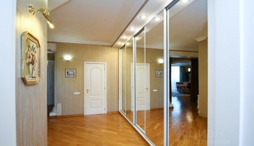 г. Омск,  пр-кт. Карла Маркса, 61/1