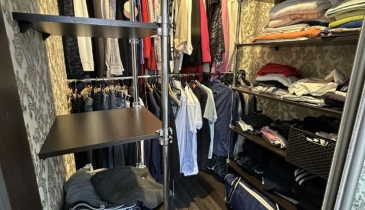 г. Омск,  пр-кт. Комарова, 14 к1