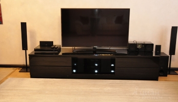 г. Омск,  ул. Иртышская Набережная, 11 к2