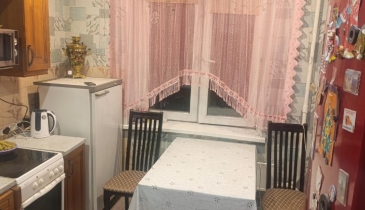 г. Омск,  ул. Дмитриева, 15